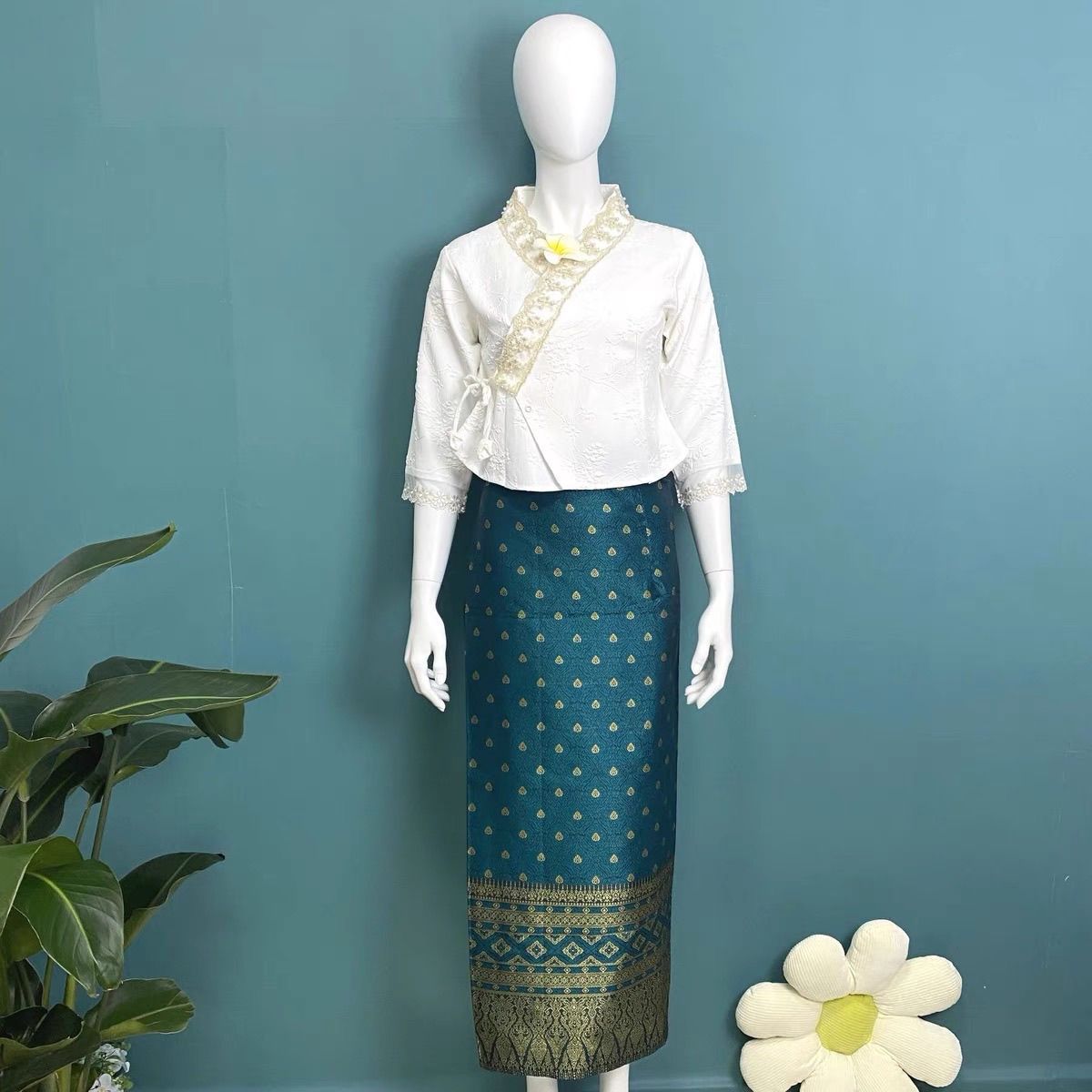 Women Thailand Myanmar women D - Ethnic Clothing & Online Fashion Store Khaadi Us reseña y precio
